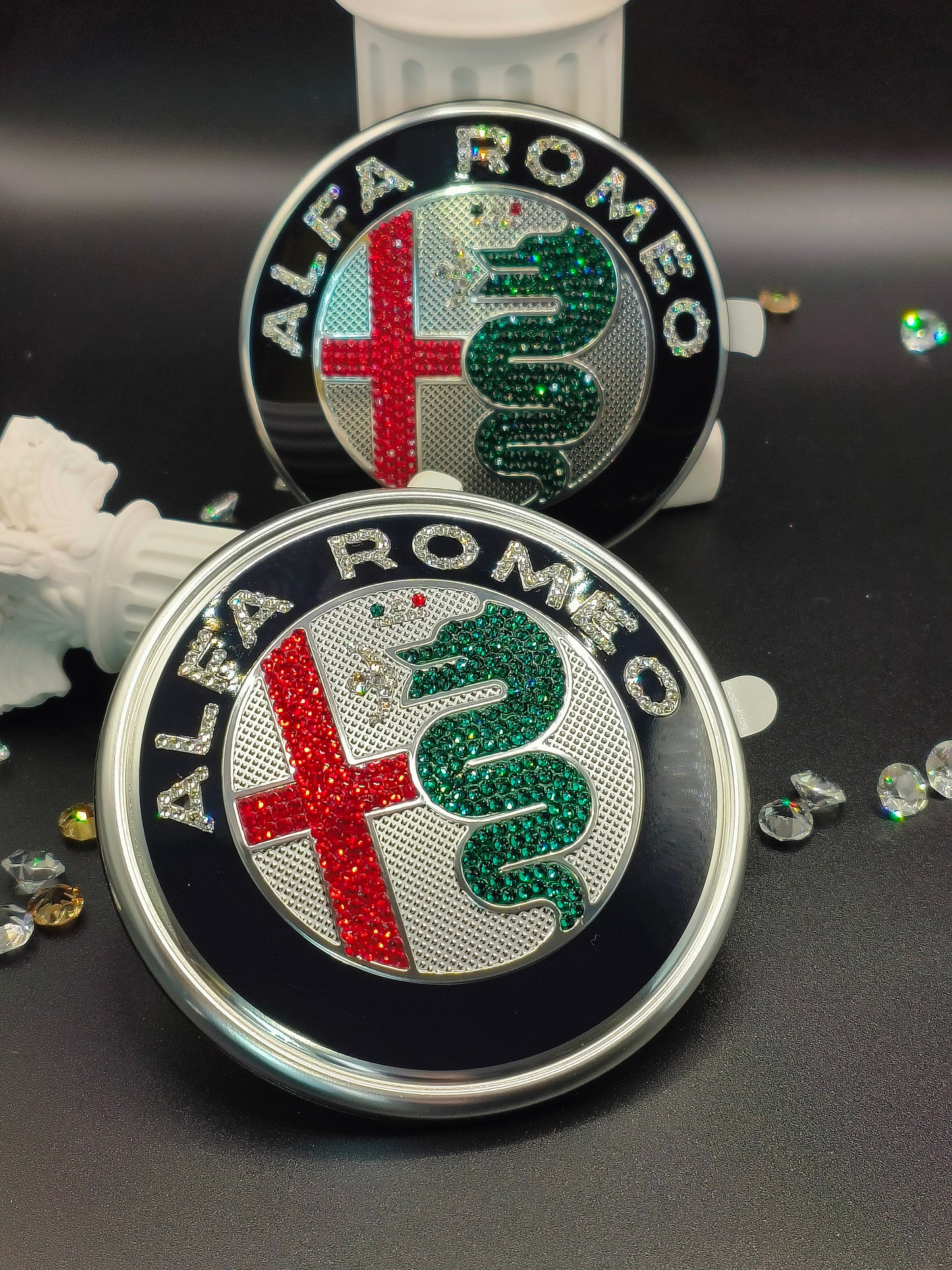 Original OEM | Logo Emblem Batch Set vorn+hinten | mit original Swarovski® oder Preciosa® Kristallen veredelt | bling icy shine rhinestone crystallized - Black Saphir Crystals