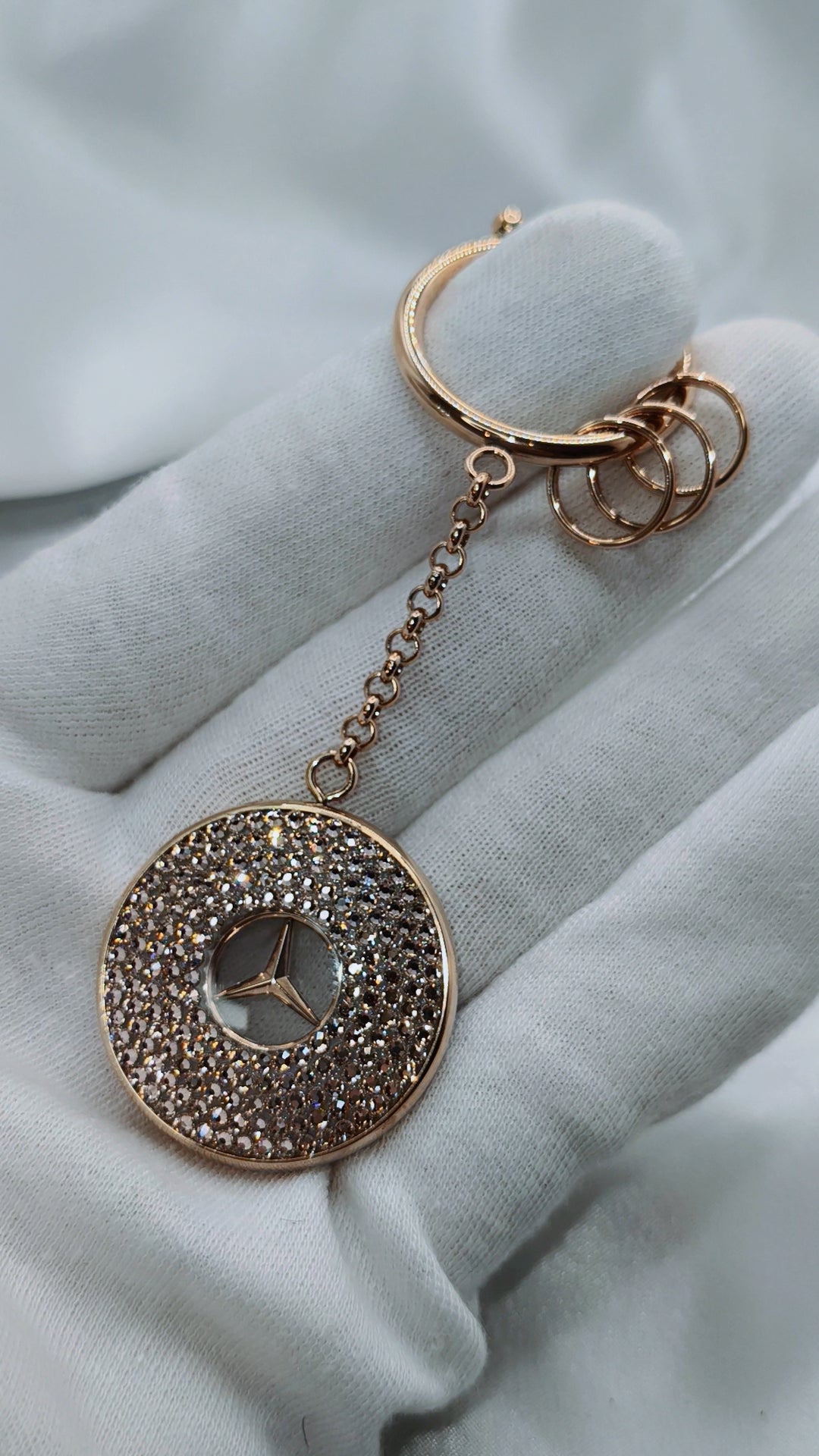 Original OEM | Mercedes-Benz Schlüsselanhänger Roségold | mit original Preciosa® Kristallen - Black Saphir Crystals
