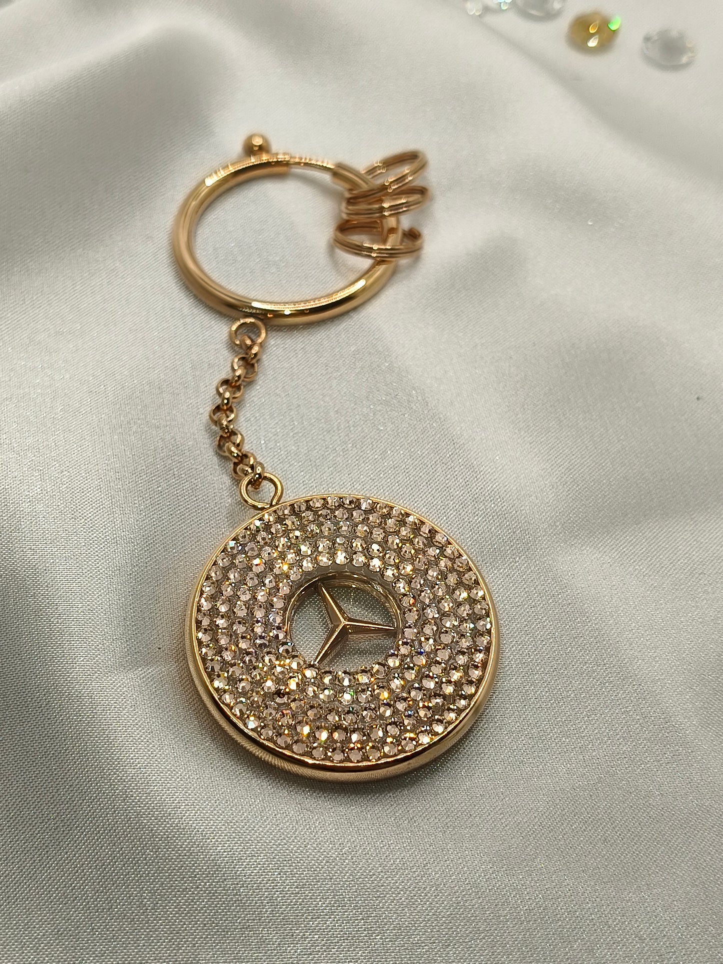 Original OEM | Mercedes-Benz Schlüsselanhänger Roségold | mit original Preciosa® Kristallen - Black Saphir Crystals