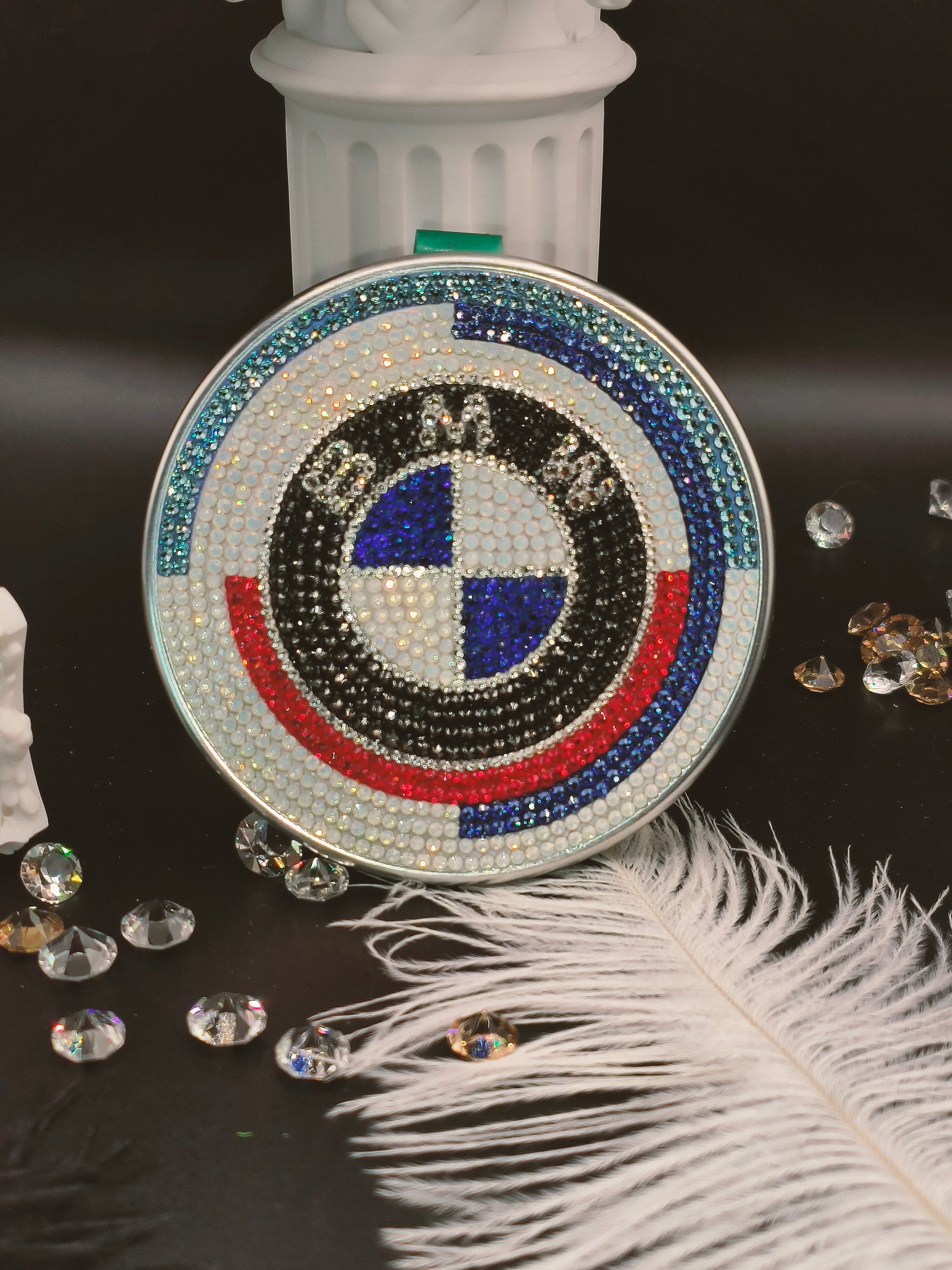 Original OEM | BMW Logo Emblen Batch 50 years anniversary edition | Set vorn+hinten komplett bestückt |  mit original Swarovski® oder Preciosa® Kristallen veredelt | M2 M3 M4 M5 M6 X6 zubehör tuning bimmer - Black Saphir Crystals
