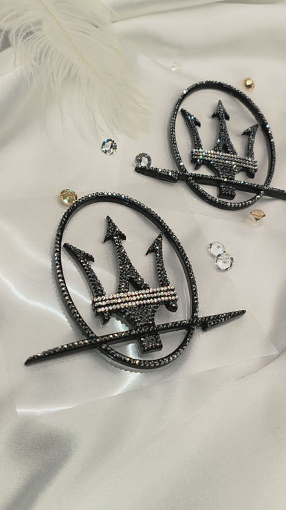 Original OEM | Maserati Logo Emblem Set links+rechts | mit original Preciosa® Kristallen