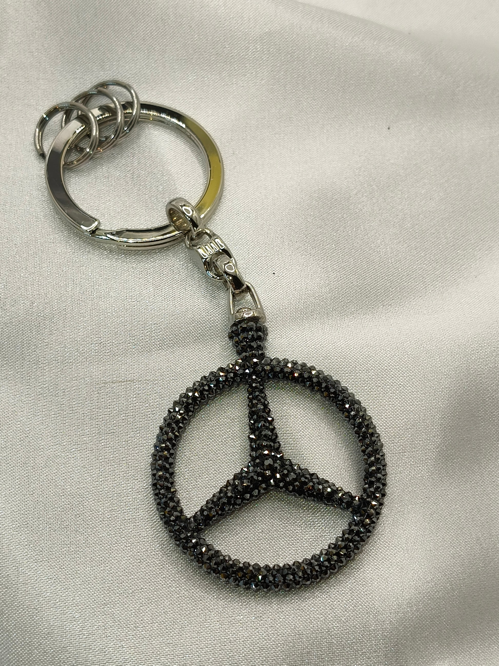 Original OEM | Mercedes-Benz Schlüsselanhänger schwarz | mit original Preciosa® Kristallen - Black Saphir Crystals