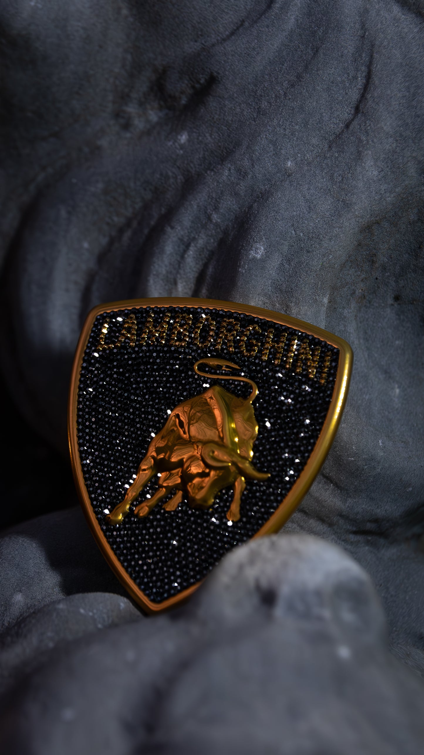 Lamborghini Urus SE | Preciosa Kristalle | Schweizer maßgefertigtes Original OEM | Luxusauto Zubehör  | Badge Logo Emblem Set Komplett