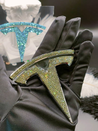 Original OEM | Logo Tesla Emblem Batch vorne oder hinten | mit original Swarovski® oder Preciosa® Kristallen veredelt | Model S Model X Model 3 - Black Saphir Crystals