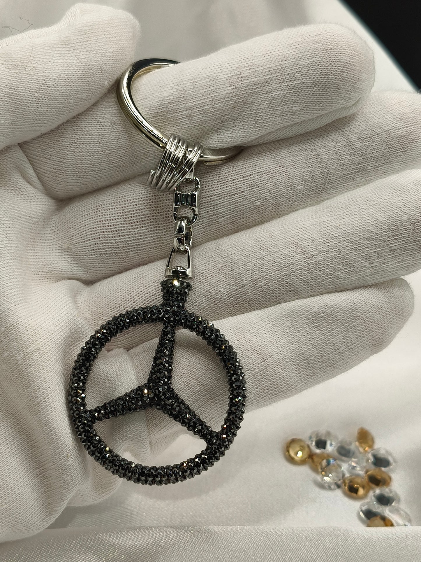 Original OEM | Mercedes-Benz Schlüsselanhänger schwarz | mit original Preciosa® Kristallen - Black Saphir Crystals