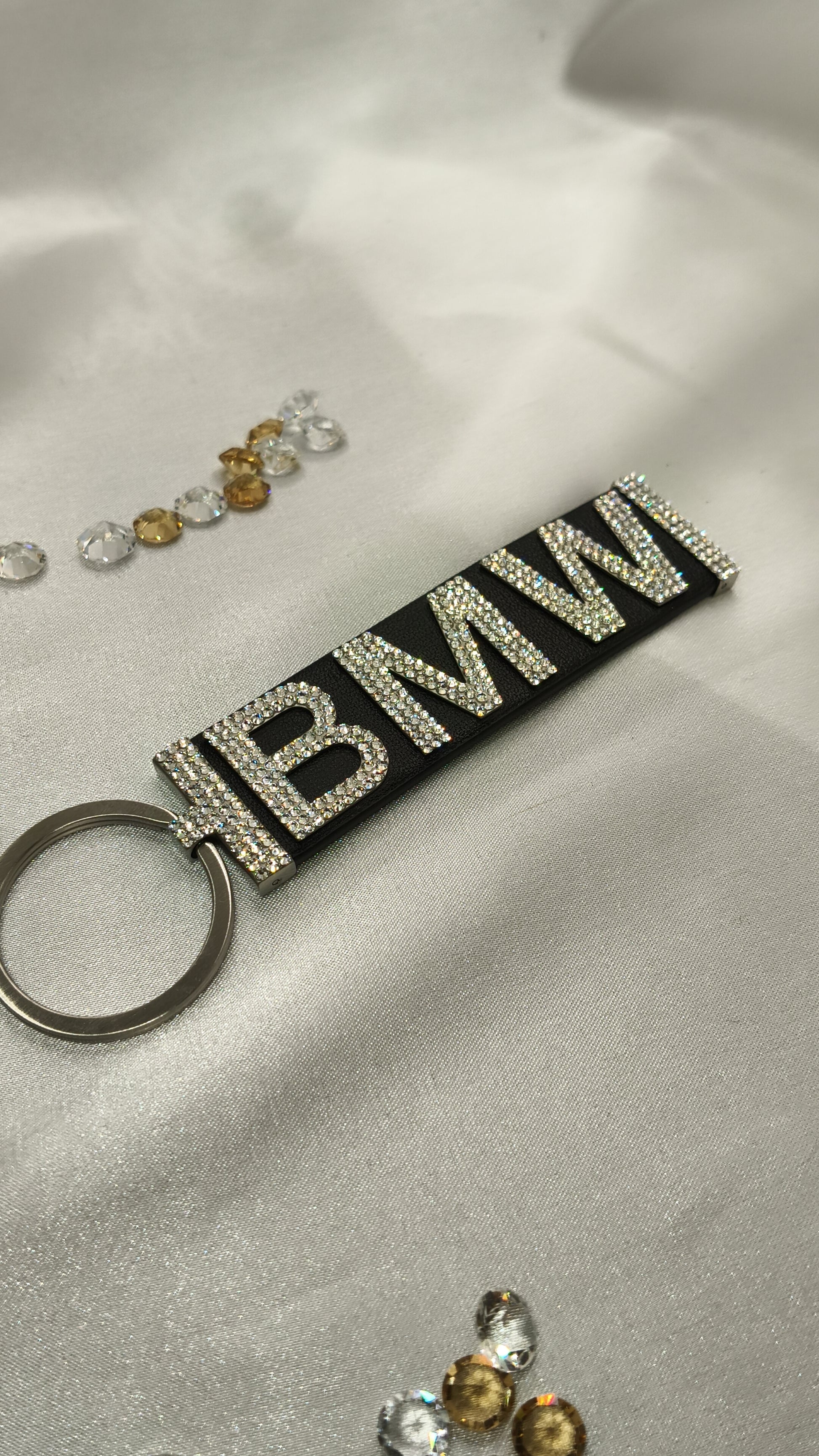Original OEM | BMW Schlüsselanhänger | mit original Preciosa® Kristallen - Black Saphir Crystals
