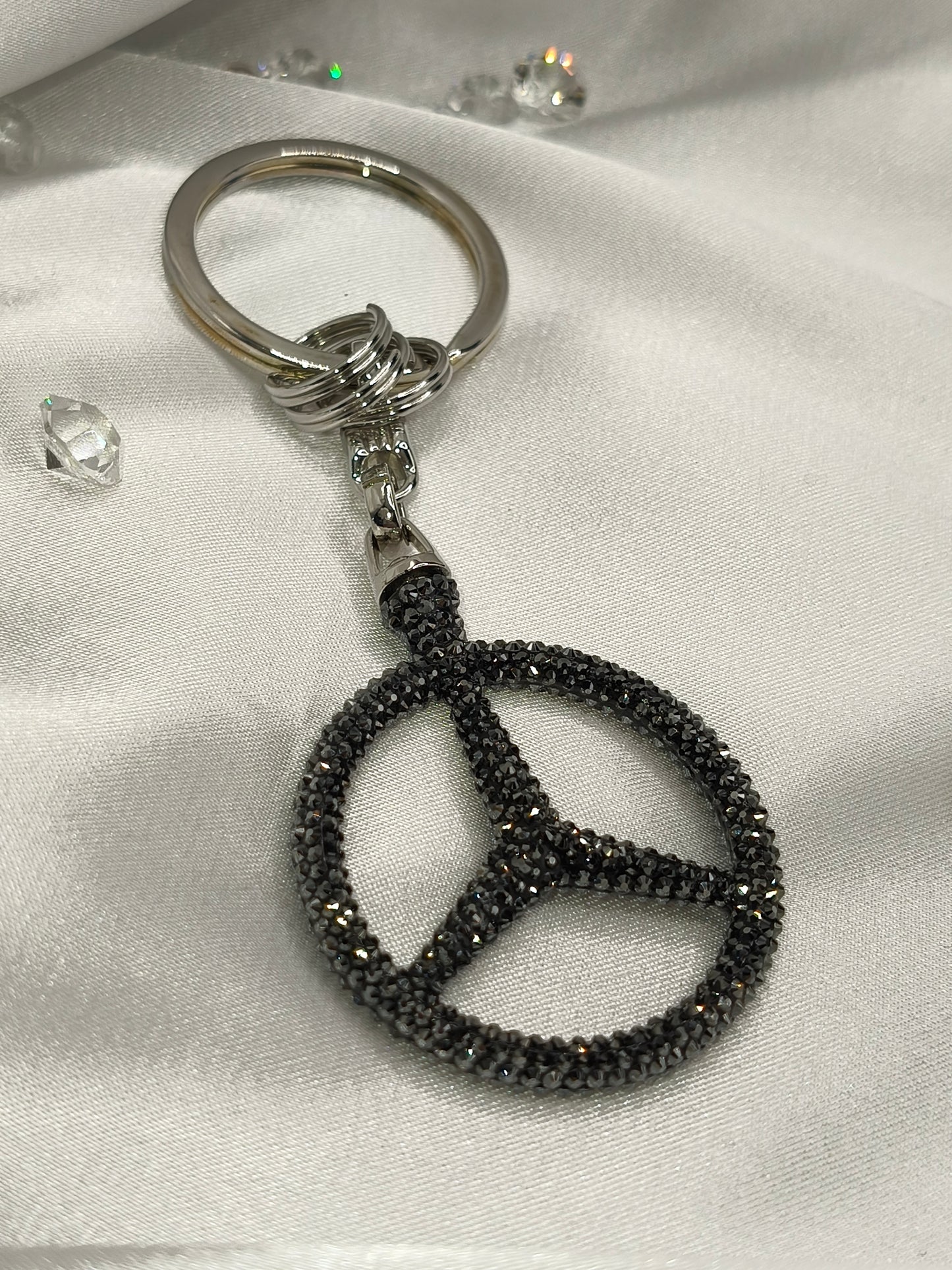 Original OEM | Mercedes-Benz Schlüsselanhänger schwarz | mit original Preciosa® Kristallen - Black Saphir Crystals