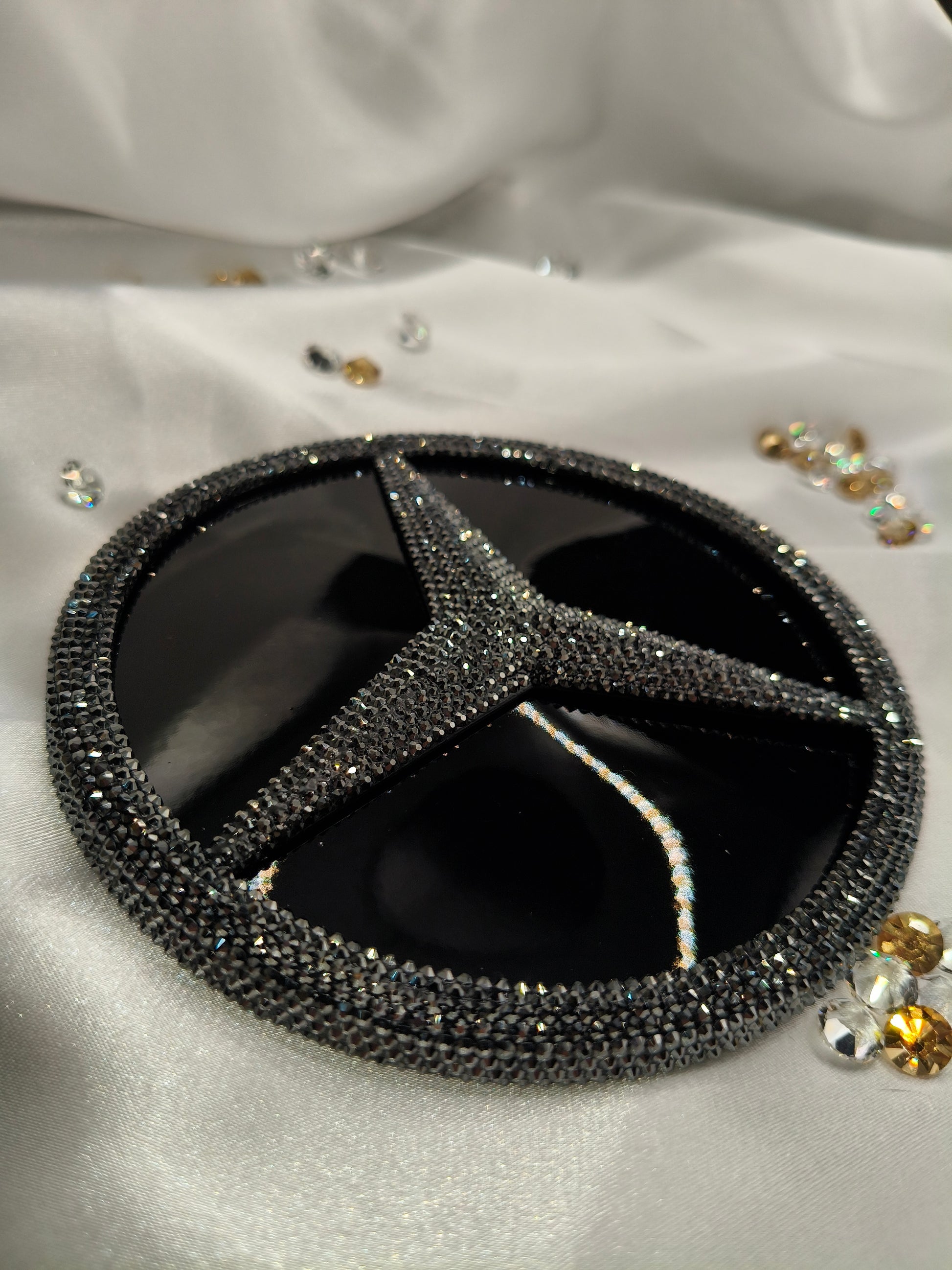 Original OEM | Mercedes Benz Stern Logo hinten für GLE | mit original Preciosa® Kristallen - Black Saphir Crystals