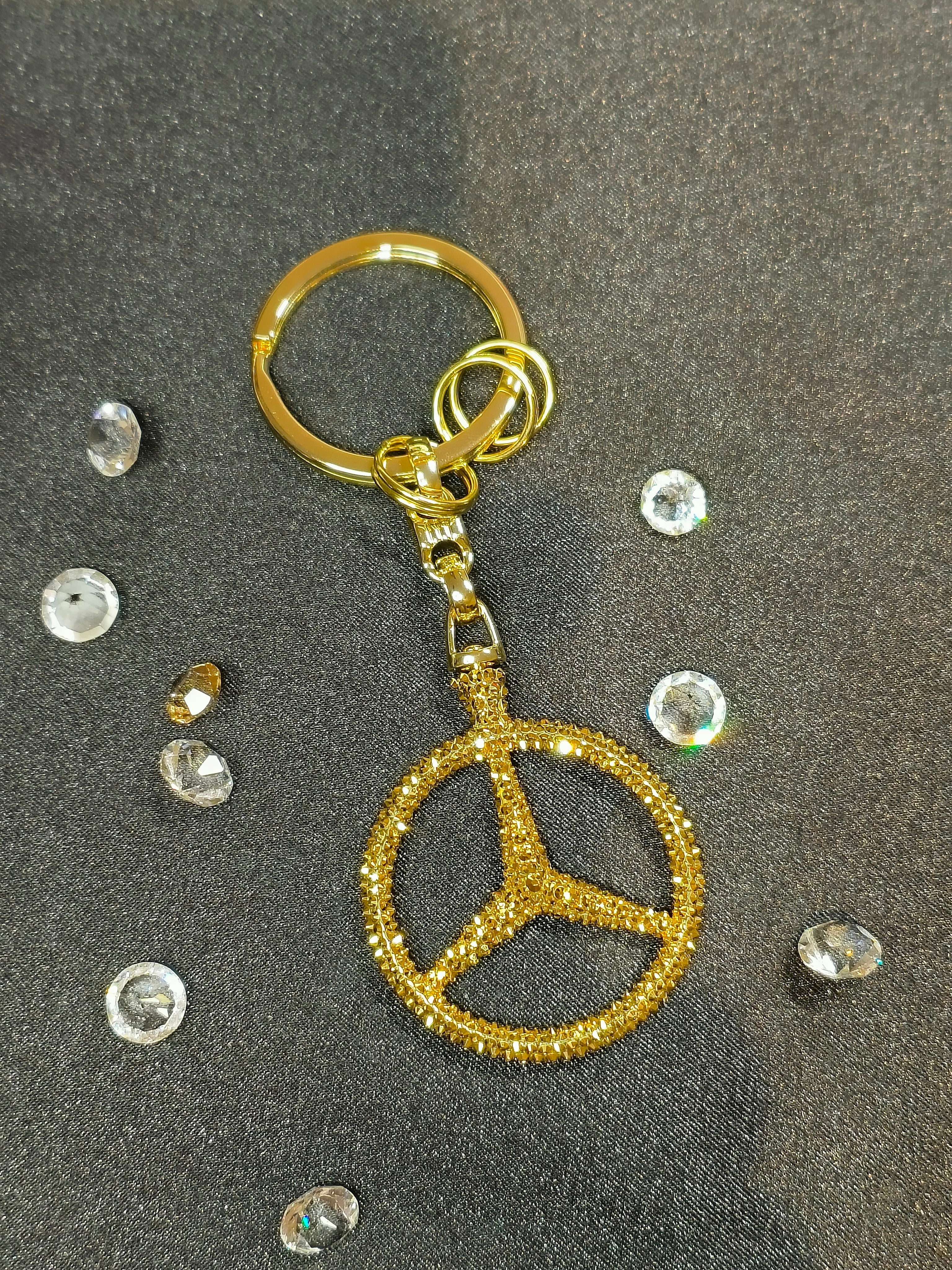 Original OEM | Mercedes-Benz Schlüsselanhänger Gold | mit original Swarovski®/Preciosa® - Black Saphir Crystals