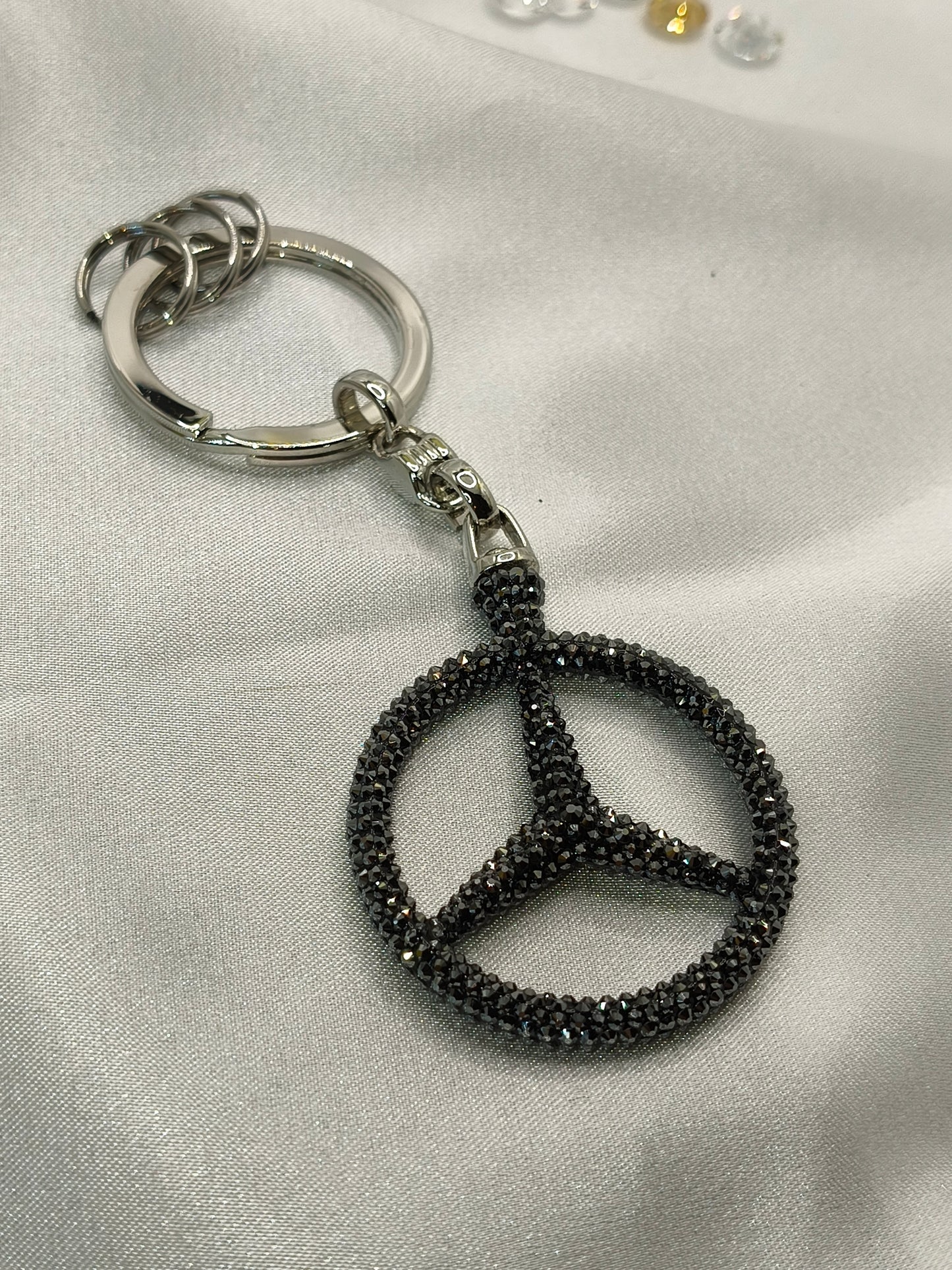 Original OEM | Mercedes-Benz Schlüsselanhänger schwarz | mit original Preciosa® Kristallen - Black Saphir Crystals