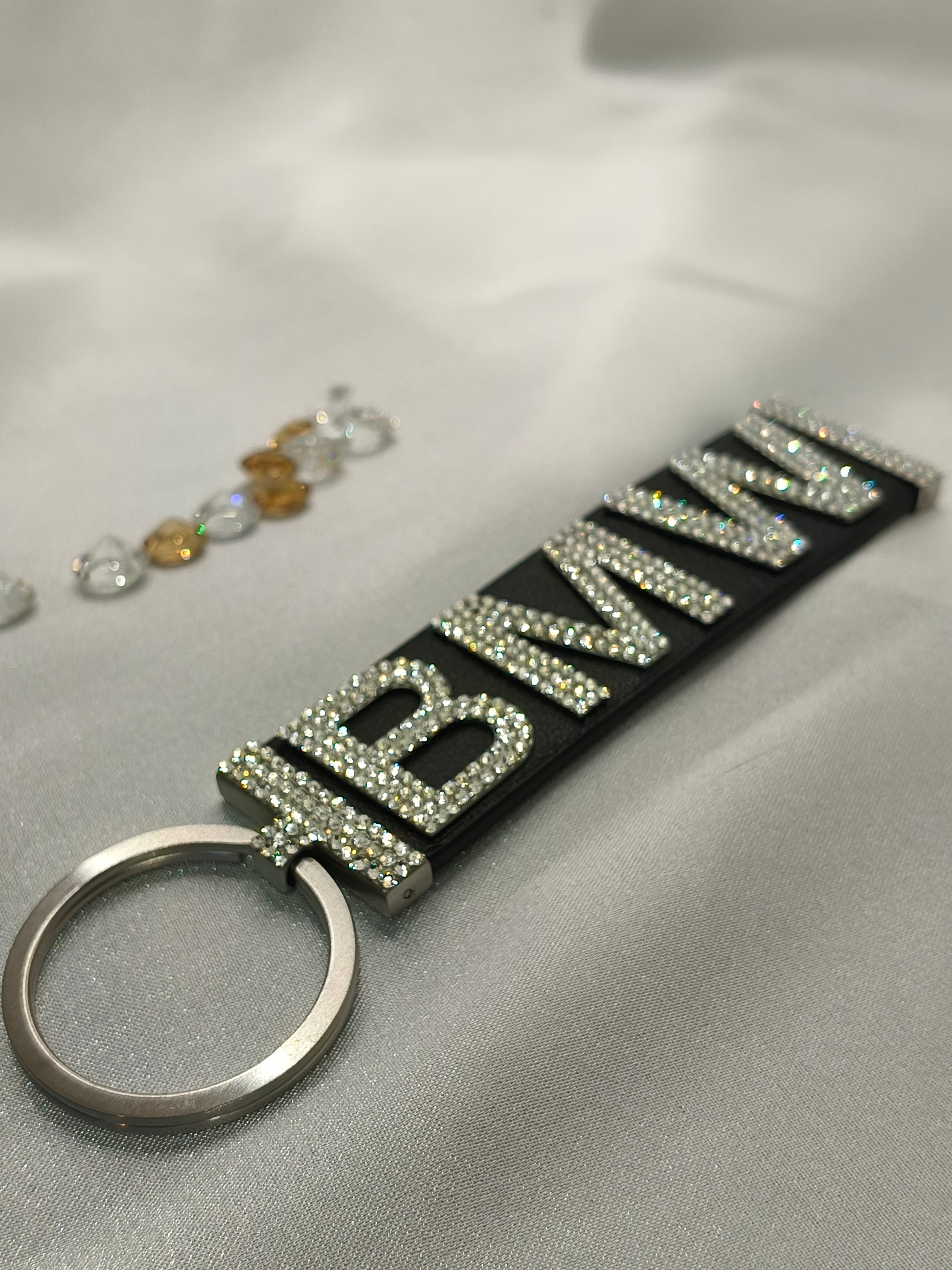 Original OEM | BMW Schlüsselanhänger | mit original Preciosa® Kristallen - Black Saphir Crystals