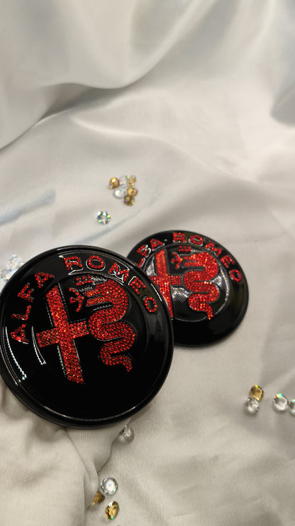 Original OEM Alfa Romeo | Logo Emblem Set vorn+hinten Schwarz/Rot | mit original Preciosa® Kristallen - Black Saphir Crystals