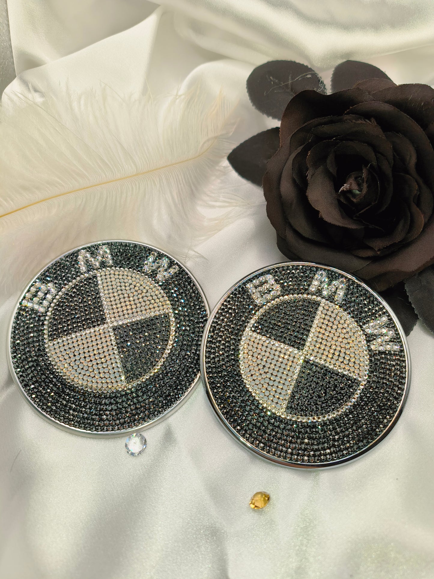Original OEM BMW | Logo Emblem Set vorn+hinten komplett bestückt | mit original Preciosa® Kristallen - Black Saphir Crystals