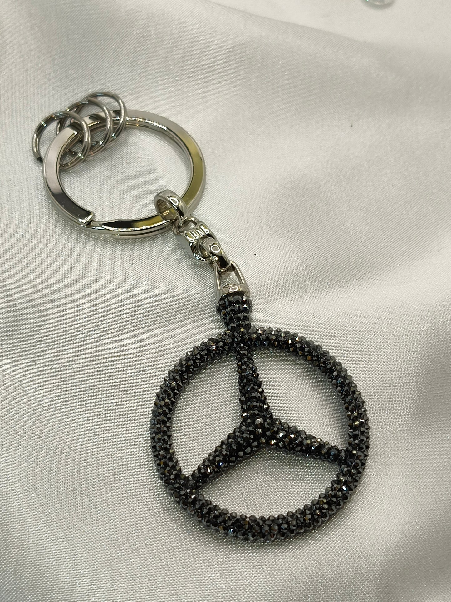 Original OEM | Mercedes-Benz Schlüsselanhänger schwarz | mit original Preciosa® Kristallen - Black Saphir Crystals