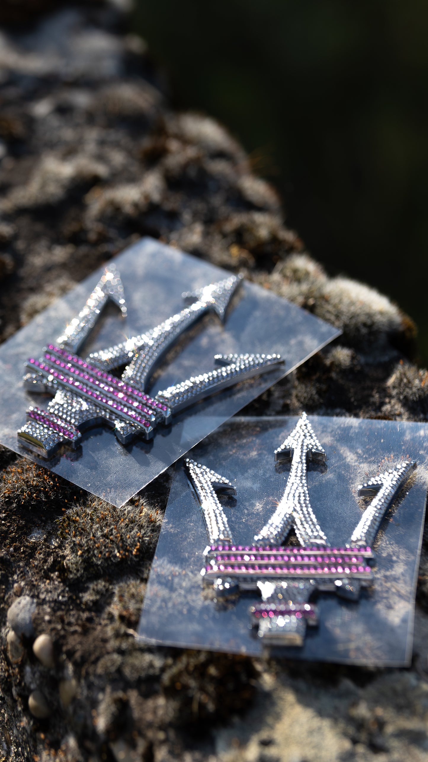 Original OEM | Maserati Logo Emblem Set links+rechts ab modell 2021 | mit original Preciosa® Kristallen