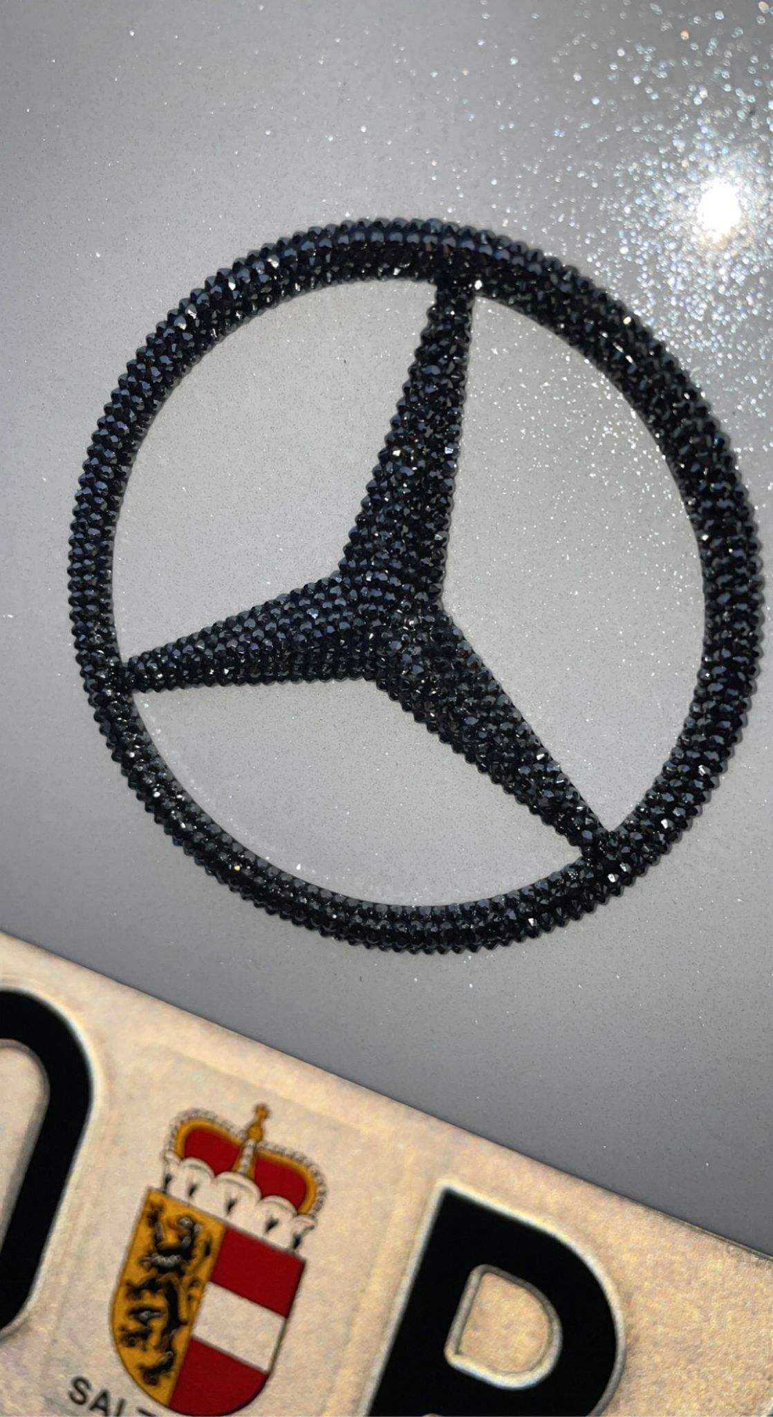 Original Mercedes Logo Emblem hinten mit original Swarovski® oder Preciosa® Veredelt - Black Saphir Crystals