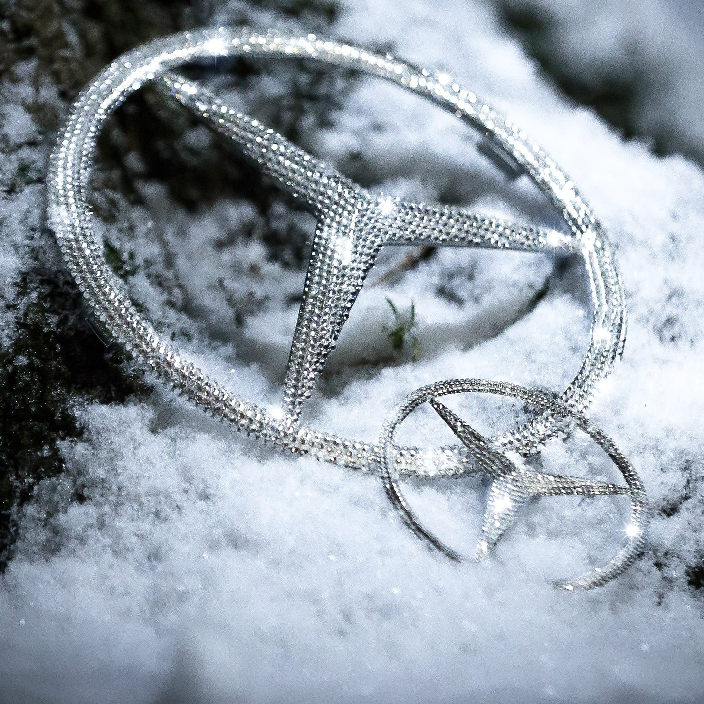 Original Mercedes Logo Emblem vorn Grill mit original Swarovski® oder Preciosa® Veredelt 3mm - Black Saphir Crystals