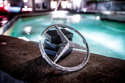 Original Mercedes Logo Emblem vorn Grill mit original Swarovski® oder Preciosa® Veredelt 1.3mm - Black Saphir Crystals